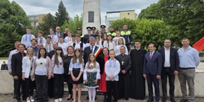 Ziua Eroilor a fost marcată de elevi, profesori și autorități locale la Șomcuta Mare, printr-un eveniment solemn de comemorare