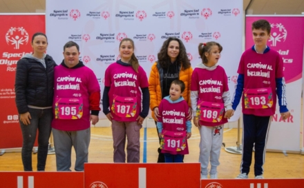 Încredere și motivație pentru tinerii speciali: Centrul de Zi „Luchian” din Baia Mare marchează Săptămâna Familiilor Special Olympics
