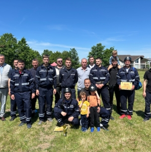 Evoluție impresionantă pentru pompierii voluntari din Fărcașa la etapa zonală a concursurilor profesionale organizate de ISU Maramureș la Ardusat