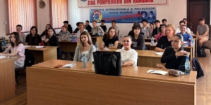 Voluntari la cursuri în programul ”Salvator din pasiune”