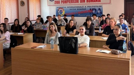 Voluntari la cursuri în programul ”Salvator din pasiune”