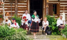 Festivalul Internațional „Zilele Iei – Zilele Poeziei” revine la Târgu Lăpuș cu scriitori din opt țări și un program cultural amplu