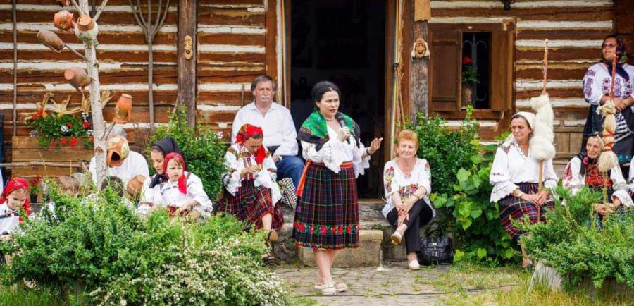 Festivalul Internațional „Zilele Iei – Zilele Poeziei” revine la Târgu Lăpuș cu scriitori din opt țări și un program cultural amplu