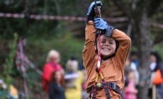Aventură cu tiroliană și obstacole pentru copii la Muzeul Satului Baia Mare