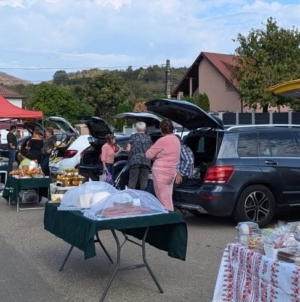 Târgul LocALL revine la Tăuții Măgherăuș: produse locale, meșteri artizanali și jocuri pentru copii