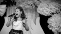 Talent răsplătit cu trofee: Sarah Miklos, performanțe remarcabile pe scenele concursurilor de muzică