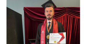 Luca Hotima, Șef de promoție T.O.P. 2026: „Am învățat că între cer și pământ există o scară nevăzută, iar omul urcă pe ea nu prin putere, ci prin iubire, prin răbdare și prin jertfă”