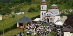 Slujire arhierească la Parohia Valea Muntelui–Bârsana
