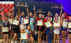 Număr record de medalii obținute de sportivii CSM Baia Mare la Campionatul Național de Culturism și Fitness din Sibiu