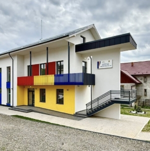 Un nou centru de zi dedicat copiilor a fost construit la Rona de Jos