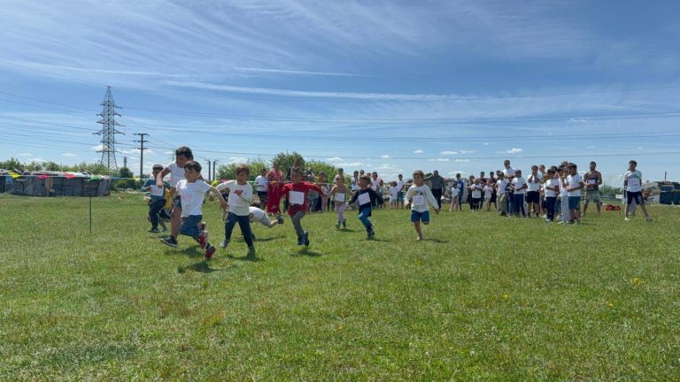 Crosul „Pirita- Copii sănătoși”: o lecție despre sport și prietenie pentru copiii din Pirita