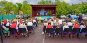 Casa Corpului Didactic Maramureș, reprezentată la „Concursul Național de Recitare a Poeziei Ucrainene” de la Rona de Sus