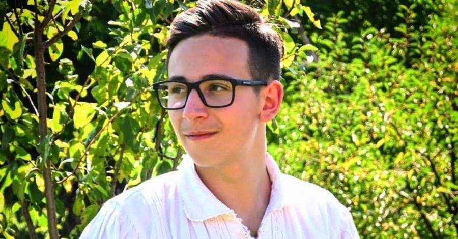 Maramureșeanul Adrian Daniel Gaspar, premiat la concursul „Armonii Vocal Instrumentale”