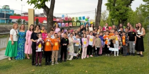 „Hub-ul Învățătorilor”: studenții PIPP din Baia Mare au organizat și coordonat ateliere dedicate copiilor