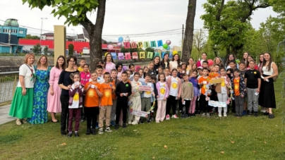 „Hub-ul Învățătorilor”: studenții PIPP din Baia Mare au organizat și coordonat ateliere dedicate copiilor