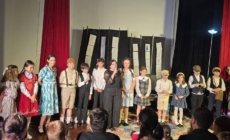Festivalul de Teatru Școlar „Magia Scenei”, ediția a II-a, a reunit elevi din Maramureș pe scena din Târgu Lăpuș
