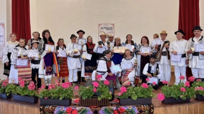 Țara Lăpușului a fost reprezentată cu mare cinste la Festivalul-Concurs Interjudețean de Folclor dedicat Rapsozilor Populari „La poale de Țibleș”