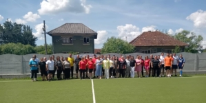 Cupa „Codrului”, organizată de Școala Gimnazială Băsești: profesori din școlile partenere s-au reunit pe terenul de fotbal