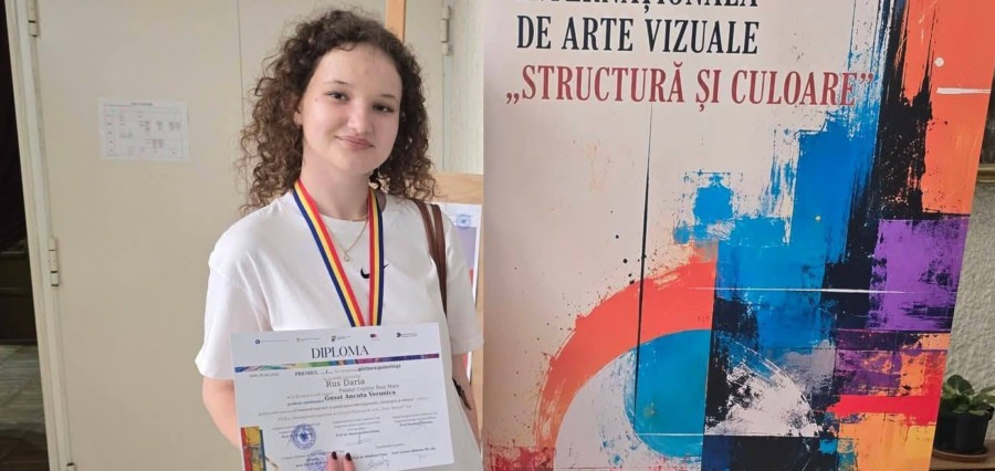 Maramureșeanca Daria Rus a obținut Premiul I la Concursul Național cu participare internațională „Structură și Culoare” de la Iași