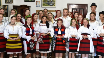 Emoții și bucurie la Sighetu Marmației: Clasa de Canto Popular a Școlii de Artă a susținut examenul de sfârșit de an