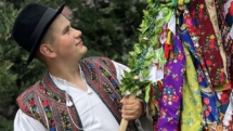 Tânărul etnolog maramureșean Denis Năsui își serbează ziua de naștere