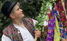 Tânărul etnolog maramureșean Denis Năsui își serbează ziua de naștere