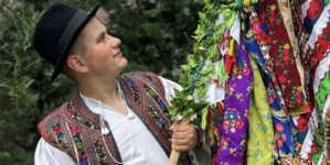 Tânărul etnolog maramureșean Denis Năsui își serbează ziua de naștere