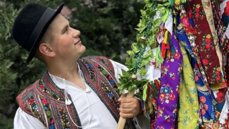 Tânărul etnolog maramureșean Denis Năsui își serbează ziua de naștere