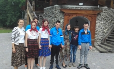 Descoperire și tradiție: Copiii instituționalizați din Sighetu Marmației au avut parte de o excursie de neuitat la Săpânța