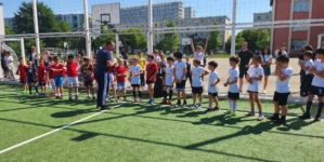 Sport, prietenie și fair-play: Școlile din Baia Mare au celebrat prin fotbal jubileul Școlii Gimnaziale „Alexandru Ioan Cuza”