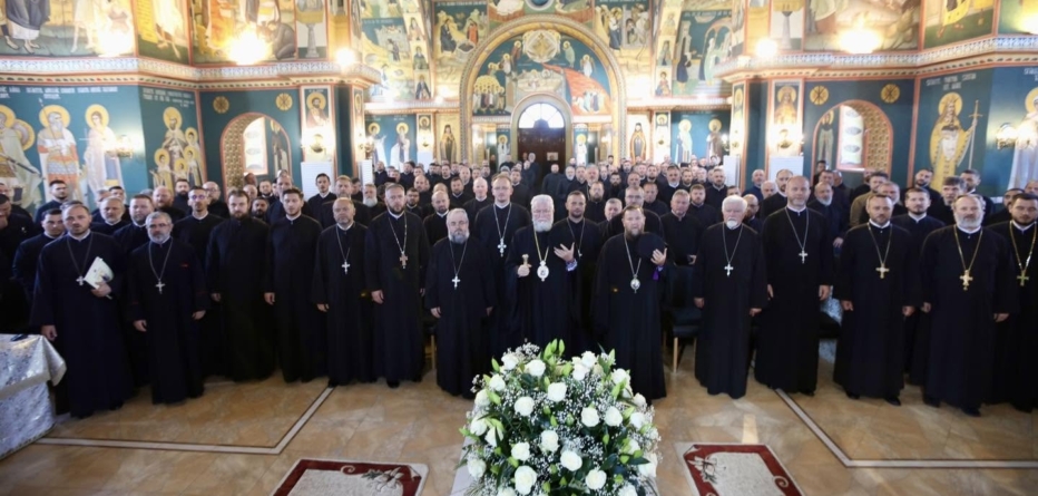 Biserica „Înălțarea Domnului” din Târgu Lăpuș a găzduit conferința preoților din protopopiatele Baia Mare, Lăpuș și Chioar