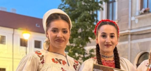 Talentatele Patricia Moldovan și Victoria Petrenciuc vor reprezenta Maramureșul la Festivalul-concurs naţional „Ileana Sărăroiu”