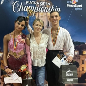 Galactic Dance Baia Mare a marcat finalul sezonului competițional cu medalii și rezultate bune la competițiile din Piatra Neamț