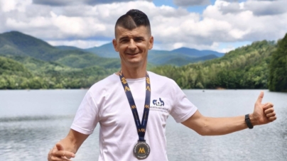 Performanță cu suflet: Ionuț Blaga a alergat la Maratonul Maramureșului pentru pacienții oncologici