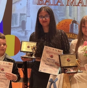 Tinerii cântăreți ai Insieme Music School Baia Mare au revenit acasă cu cele trei mari trofee de la Festivalul „Hermannstadtfest” din Sibiu