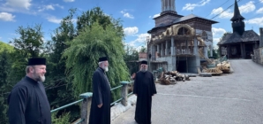 PS Părinte Iustin a vizitat Mănăstirea Rohia și șantierul noului Altar de vară