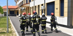 Exercițiu de simulare a unui incendiu la Penitenciarul Baia Mare