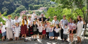 Sânzienele din Maramureș au dus magia tradițiilor românești până la Nisa