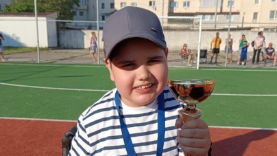 Fotbal din suflet în Baia Mare: Turneul „Șansă pentru David” a adus comunitatea împreună, în sprijinul unui tânăr luptător