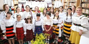 Tradiția, credința și identitatea culturală, celebrate la Biblioteca Orășenească Vișeu de Sus