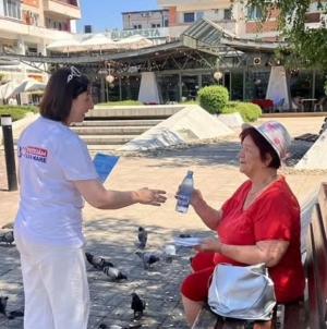 Puncte de hidratare și prim ajutor în Baia Mare, pentru combaterea efectelor caniculei