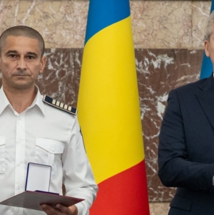 Un polițișt de frontieră din Maramureș a fost premiat de ministrul Afacerilor Interne