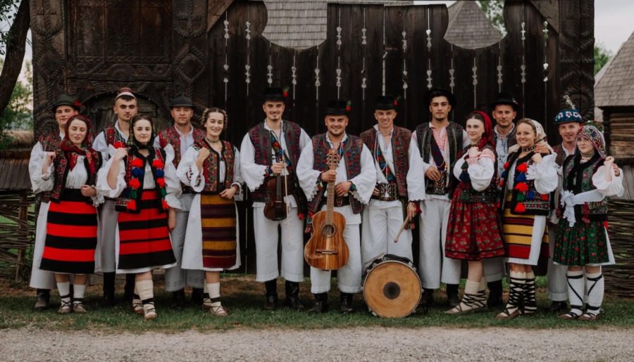 „Învârtita Fraților Chindriș” – omagiu adus Maramureșului autentic printr-un nou proiect muzical deosebit