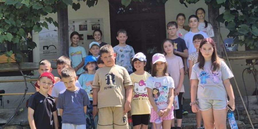 Atelierele de vacanță „Descoperă. Creează. Joacă” de la Muzeul Satului Maramureșan din Sighet s-au încheiat cu multă voie bună