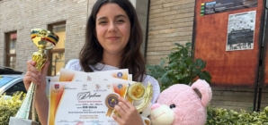 Giulia Rob, elevă a Școlii Gimnaziale „Vasile Alecsandri” Baia Mare, a primit Trofeul Genului Muzical la Festivalul „Ursulețul de Aur”