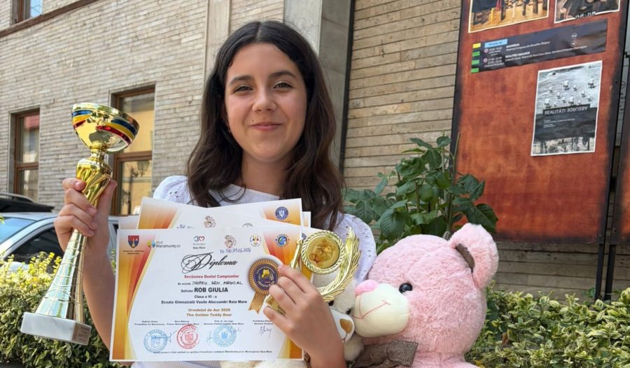 Giulia Rob, elevă a Școlii Gimnaziale „Vasile Alecsandri” Baia Mare, a primit Trofeul Genului Muzical la Festivalul „Ursulețul de Aur”