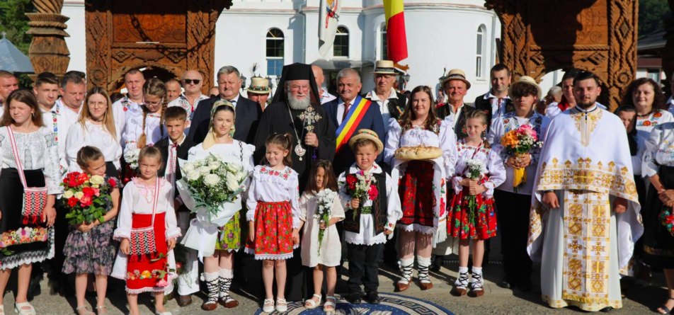 Slujire arhierească la Parohia Ortodoxă Făurești