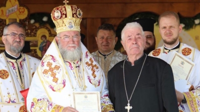 Părintele Alexandru Câmpeanu, fost paroh în Făureşti, distins cu Ordinul „Crucea Justinian Arhiepiscopul” – una dintre cele mai înalte distincții ale Episcopiei