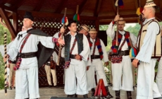 Ansamblul Folcloric Național „Transilvania”, în aplauzele publicului la cea de-a XV-a ediție a Sărbătorii Sânpetrului de pe Valea Rebrei