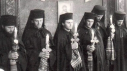 Se împlinesc 32 de ani de la tunderea în monahism a șase slujitori de seamă ai Bisericii; Cine sunt ei astăzi